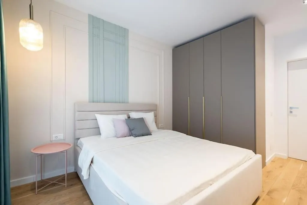 דירות בוקרשט Soft Cloud 1Br In Business Area 0*,