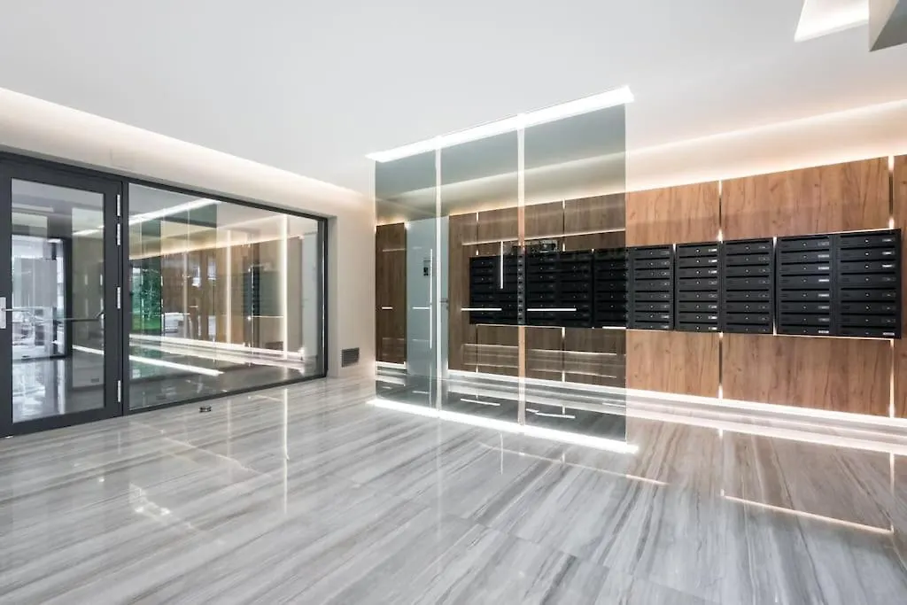 Soft Cloud 1Br In Business Area Apartment Bucharest