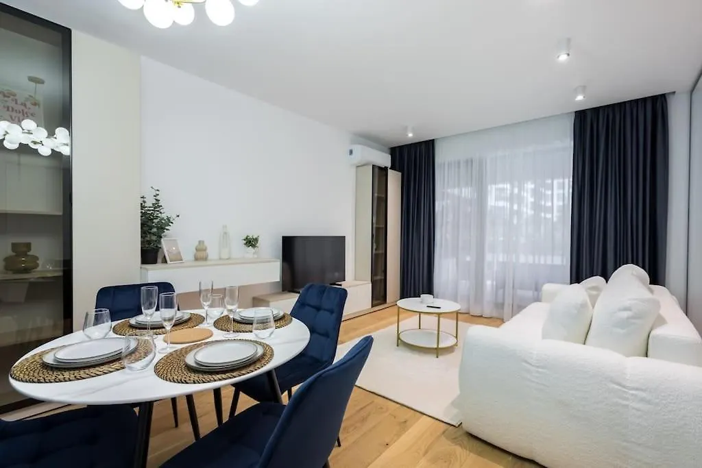 Апартаменты Soft Cloud 1Br In Business Area Бухарест 0*,  Румыния