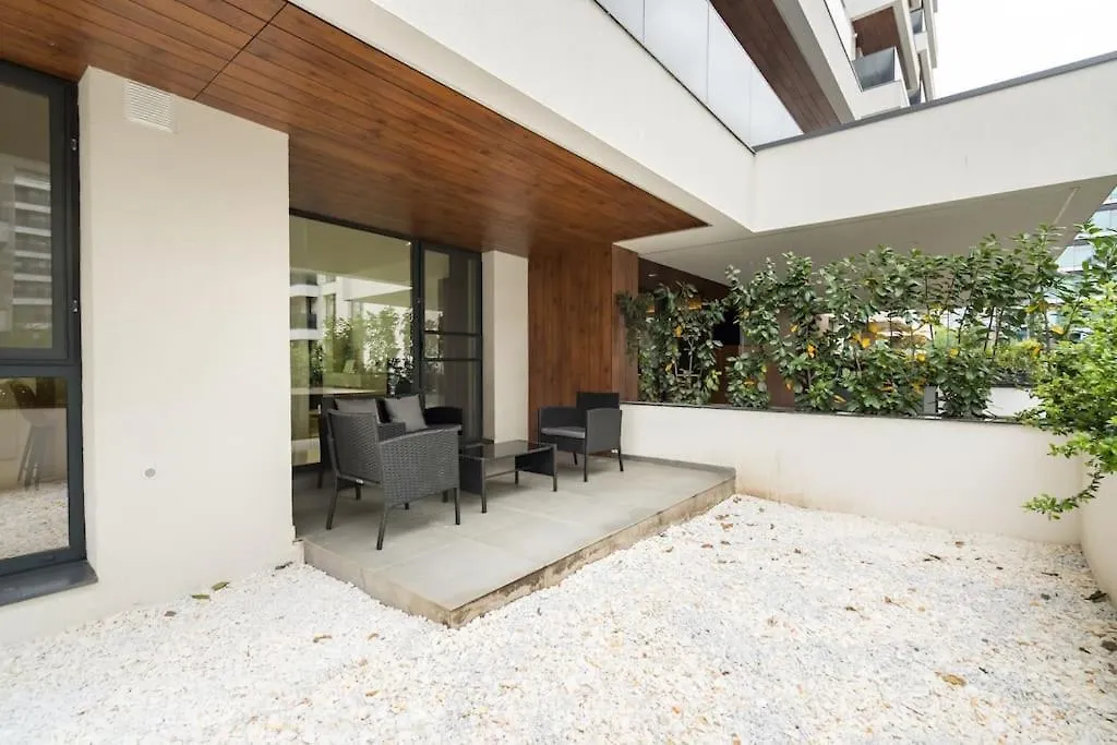 Soft Cloud 1Br In Business Area Apartment Bucharest