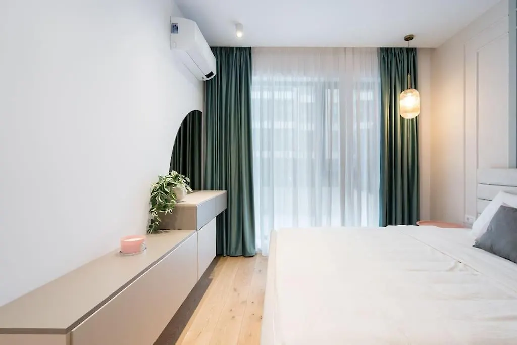 Soft Cloud 1Br In Business Area Apartment Bucharest